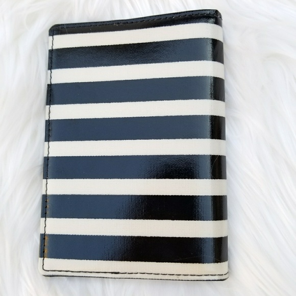 Kate Spade Cedar Floral Stripe Passport Holder - Picture 2 of 4